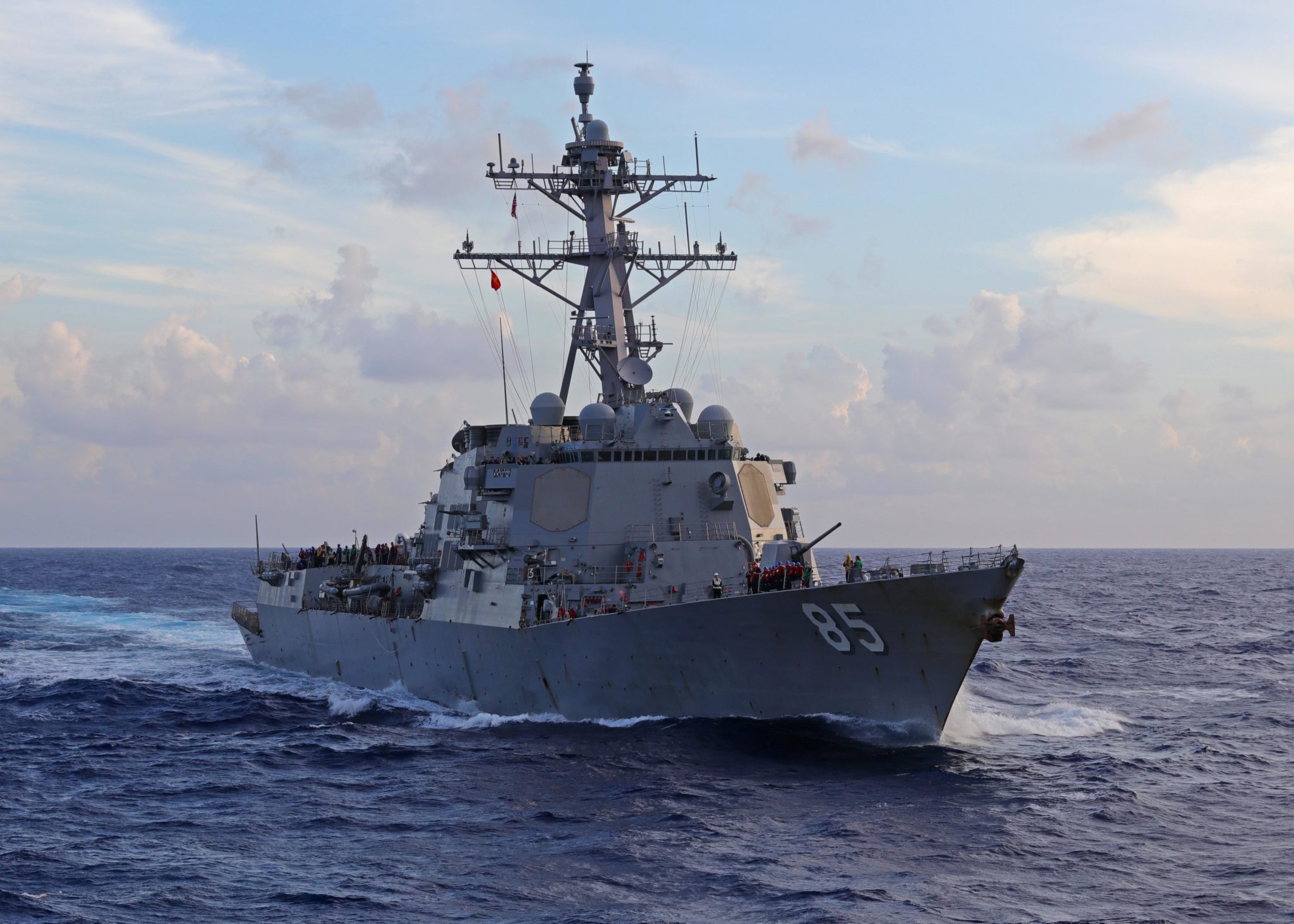 2º Navio da Marinha dos EUA navegou próximo das ilhas disputadas