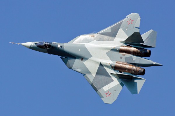 Sukhoi PAK FA T-50 (Foto Foo Fighter Spotting)