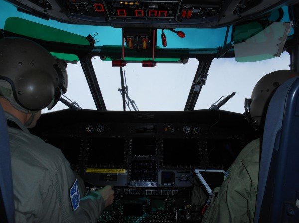 H-36 em vôo por instrumentos para chegar à Aldeia  - Esquadrão Falcão