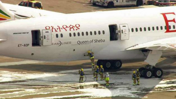 O 787 da Ethiopian estava estacionado em uma área afastada do aeroporto