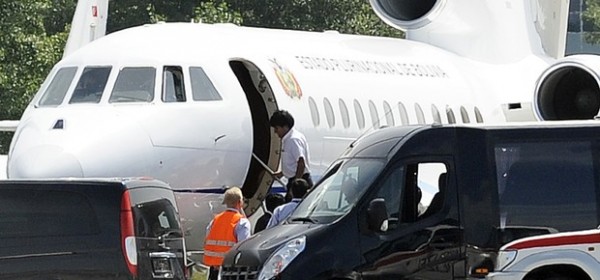 Aeronave presidencial do presidente da Bolívia, Evo Morales, é retida em Viena