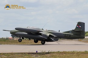 A-37-Uruguai-toca-o-solo