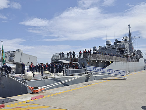 Fragata “União” atracada na Base Naval do Rio de Janeiro