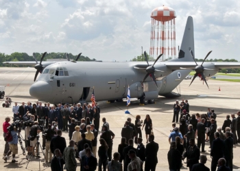 Os novos C-130J Super Hercules da Força Aérea de Israel se juntarão à frota  de C-130 de modelos mais antigos, em serviço desde 1971 naquele país (Foto: Lockheed Martin)