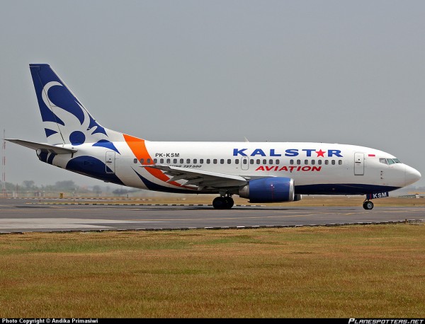 KalStar-Aviation-Boeing-737-500