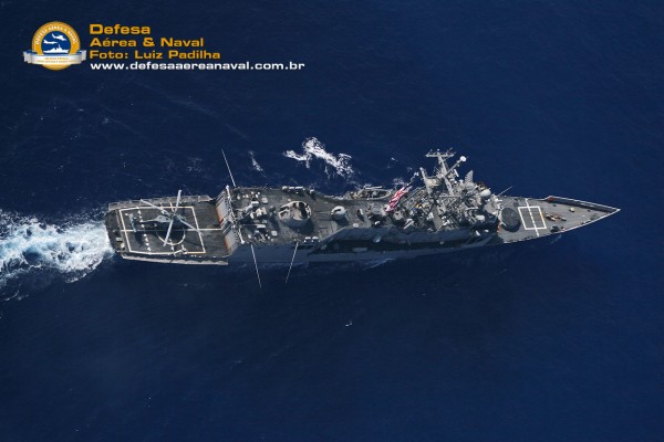 USS-Kauffman-FFG-59-na-Unitas-49