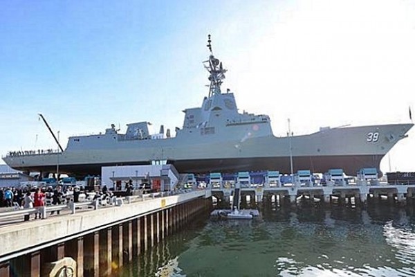 Australian_Navy_Hobart_Class_Air_Warfare_Destroyer_640_001