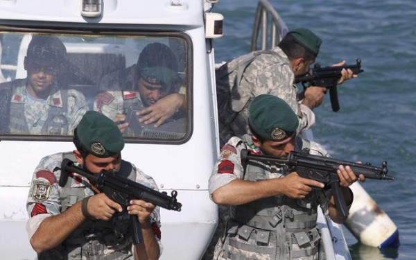 marinha do Irã - foto AP