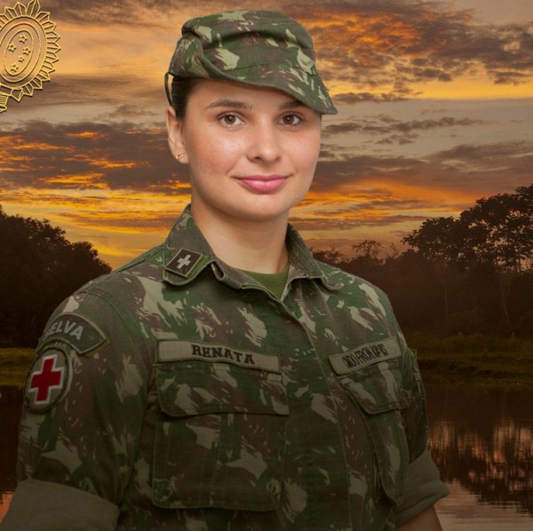 soldado feminina