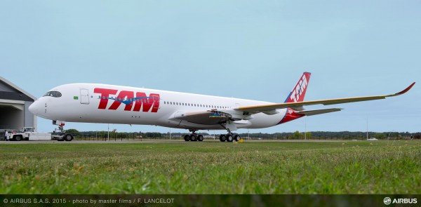 A350_XWB_TAM_rolls_out_of_painthall_2