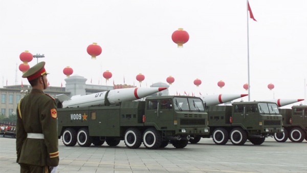 Mísseis balísticos  chineses DF-26 - Reuters
