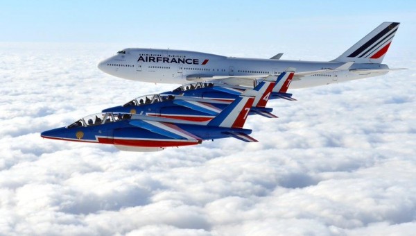 Air France 747 Patrouille de france 1