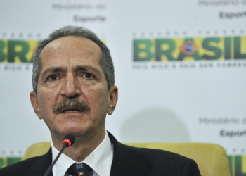 Brasilia - Entrevista coletiva do ministro dos esportes ,Aldo Rebelo