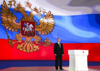 Vladimir Putin em seu discurso de estado da nação (Foto: AP/Alexei Nikolsky)