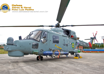 AH-11B-21 nas instalações da Leonardo Helicopters em Yeovil-UK