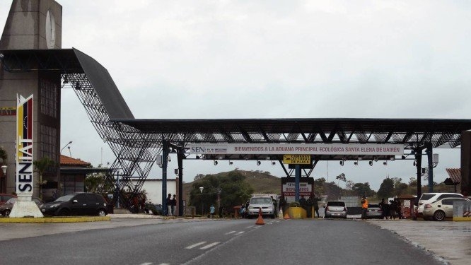 Fronteira entre Brasil e Venezuela, em Roraima Foto: Jorge William / Agência O Globo
