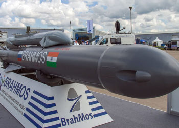 Míssil Brahmos da Índia