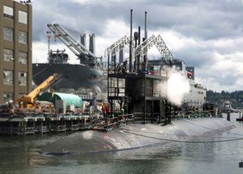 USS Connectitcut  em Bremerton, Washington- Foto Max Maxfield