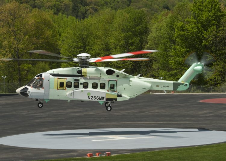 VH-92 em testes de voo na fábrica