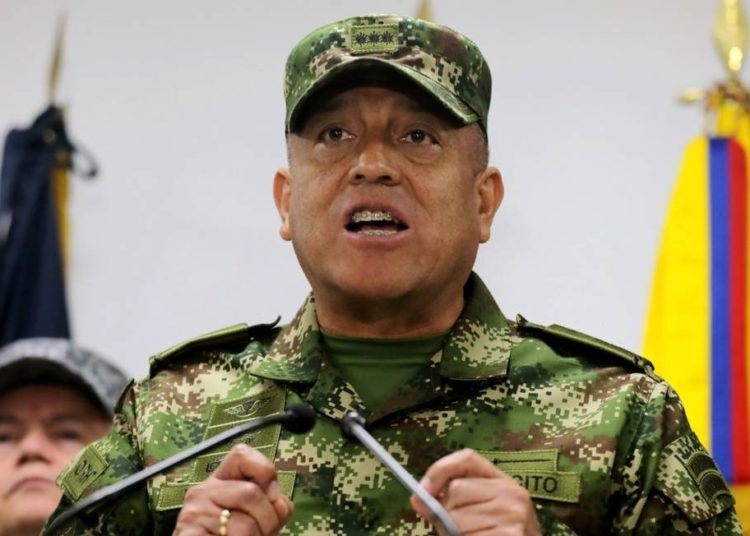 Chefe das Forças Armadas colombianas, Luiz Fernando Navarro Foto: Luisa Gonzalez / Agência O Globo