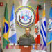 Capitão de Corveta (FN) Manhães durante apresentação no Instituto de Cooperação de Defesa dos EUA para o Hemisfério Ocidental