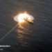 Alvo é atingido pelo míssil anti-navio iraniano