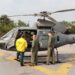 Decolagem da aeronave UH-12 Esquilo, da Marinha, para reconhecimento da área, com o IBAMA e o Corpo de Bombeiros