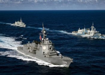 JS Ashigara e HMCS Regina