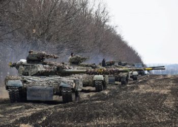 Blindados das Forças Armadas ucranianas