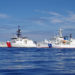 Em fevereiro de 2021, o USCGC Kimball e o navio da GC do Japão, Akitsushima operam perto das Ilhas Ogasawara, no Japão, com helicópteros e veículos aéreos não tripulados praticando a interdição de embarcações estrangeiras que operam ilegalmente em águas japonesas. Foto: USCG