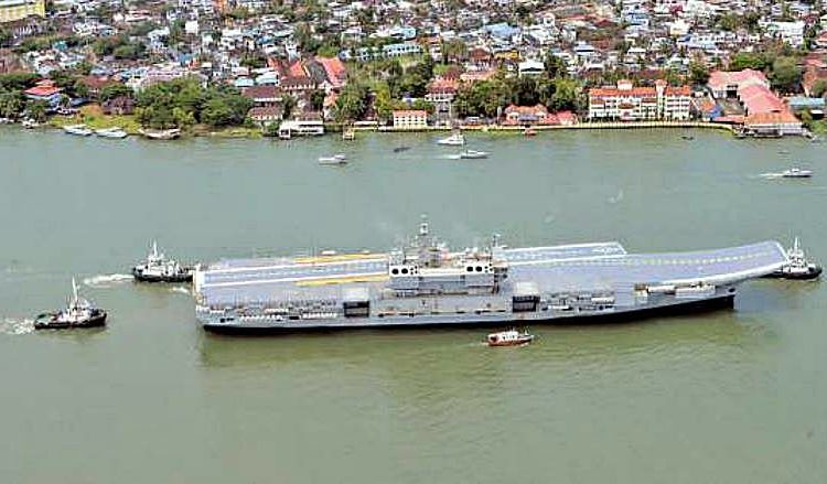 IAC1 (futuro INS Vikrant) suspendeu para seus testes de mar