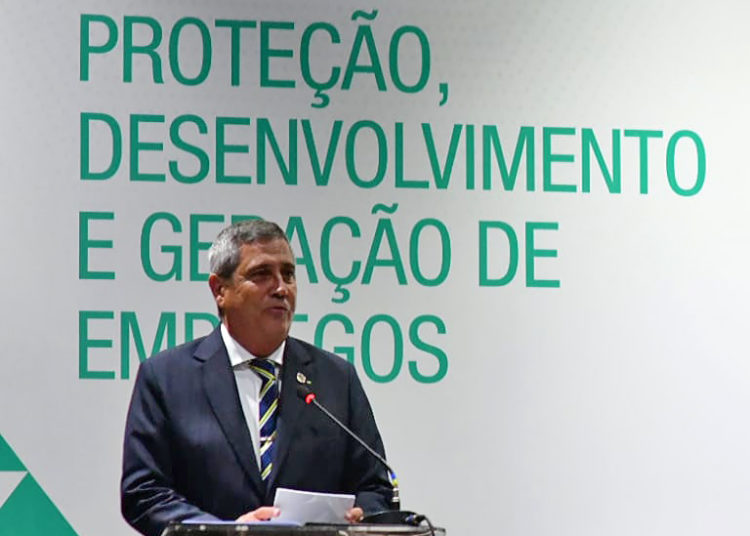 Ministro da Defesa -  Walter Souza Braga Netto - Foto Lucas Lacaz