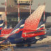 Aviões de passageiros de companhias aéreas da Rússia, incluindo Aeroflot e Rossiya, estão estacionados no Aeroporto Internacional Sheremetyevo em Moscou, 1º de março de 2022