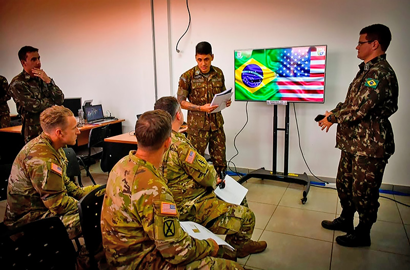 Militares do Exército Brasileiro participarão do exercício CORE 22 nos  Estados Unidos - Dialogo Americas