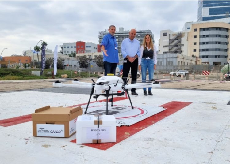 Transporte de bolsas de sangue por drone em Israel é fruto de parceria de hospital público de Haifa com empresa de Franca/SP (Crédito imagem: Rambam HCC)