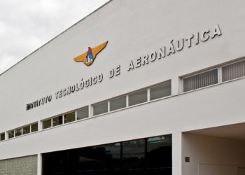 Ensaio fotografico para o manual de profissoes da Forca Aerea Brasileira