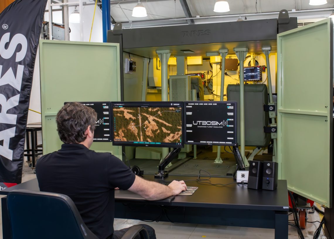 Vídeo do teste da Torre REMAX 4 da Ares em uma VBTP M113BR do Exército ...