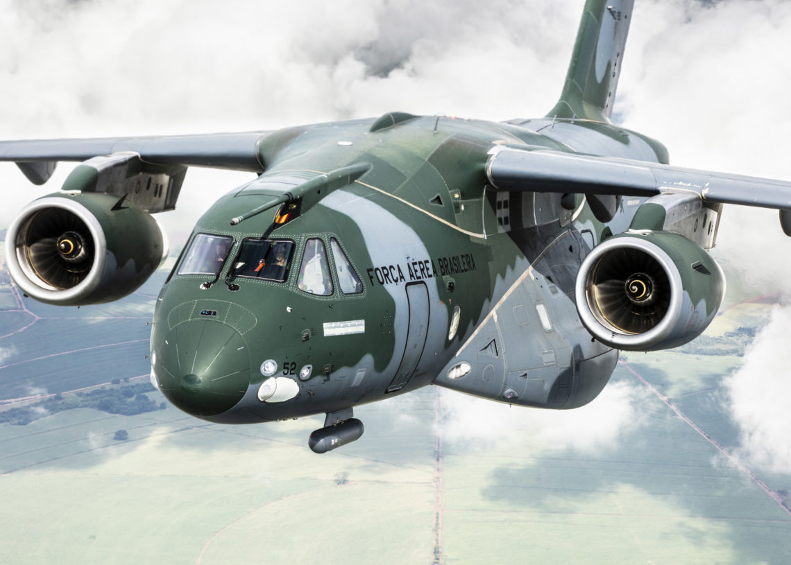 KC-390-Ensaios-voo-esquadr%C3%A3o-2021-1140x815.jpg