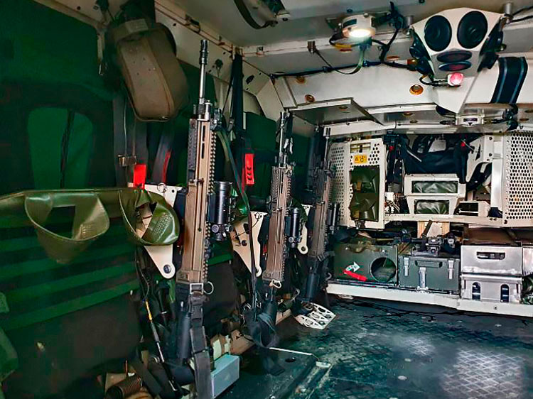 CV90-interior-Michal-Voska.jpg