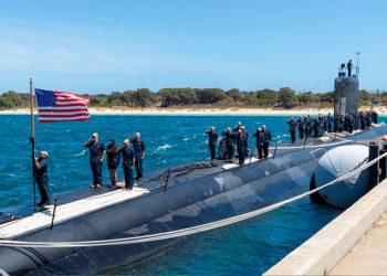 Marinheiros do USS Asheville em Perth, WA. Foto: Departamento de Defesa Australiano.