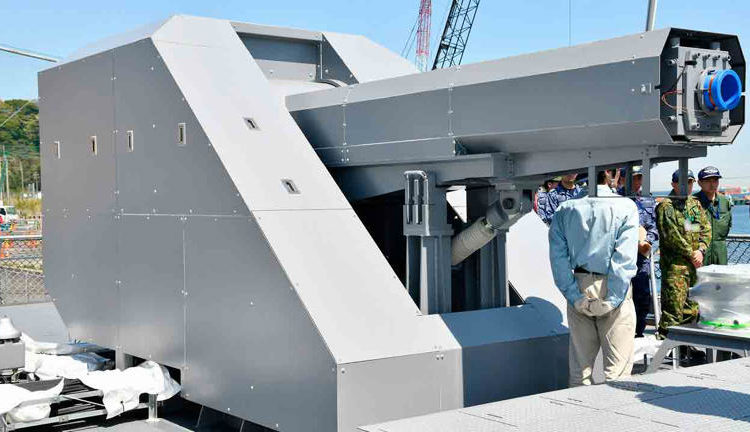 Japão divulga imagem de seu novo railgun em testes a bordo do navio JS Asuka. Foto: @JMSDF_SDF_ENG
