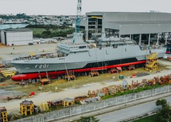 Fragata Jerônimo de Albuquerque (F 201) - Foto: Shipspotting_Itajaí