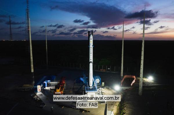 www.defesaaereanaval.com.br