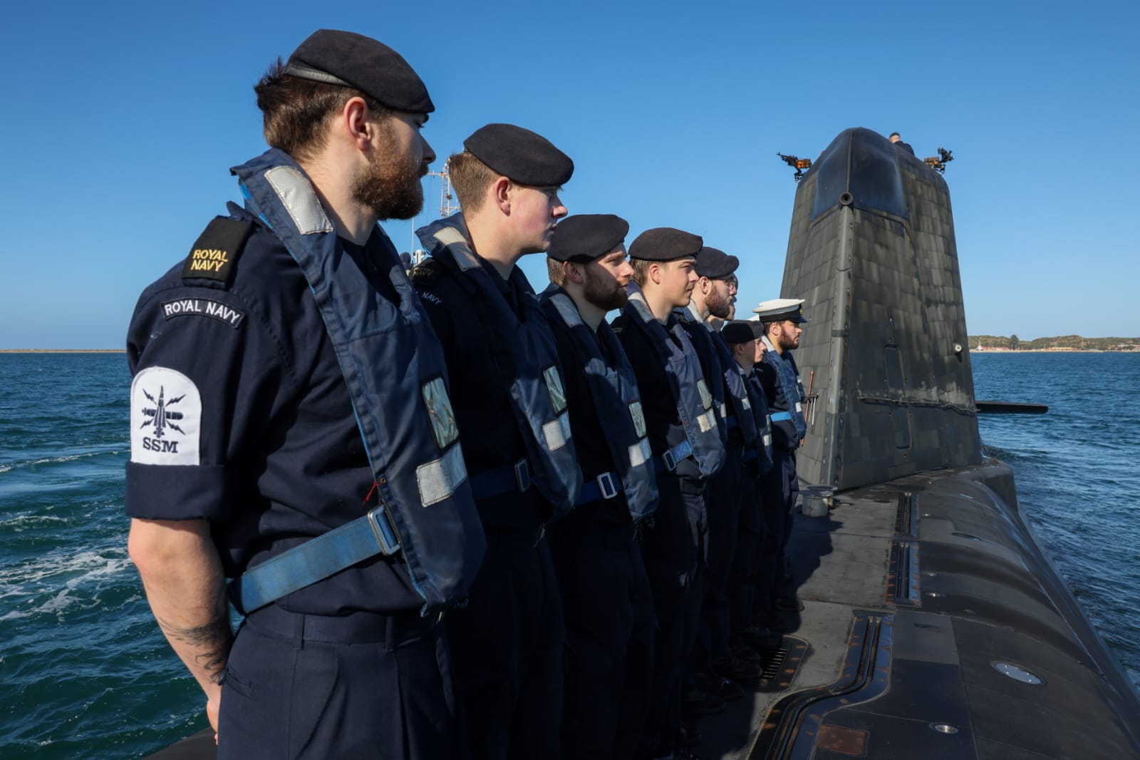 HMS-Astute-Australia_01.jpg