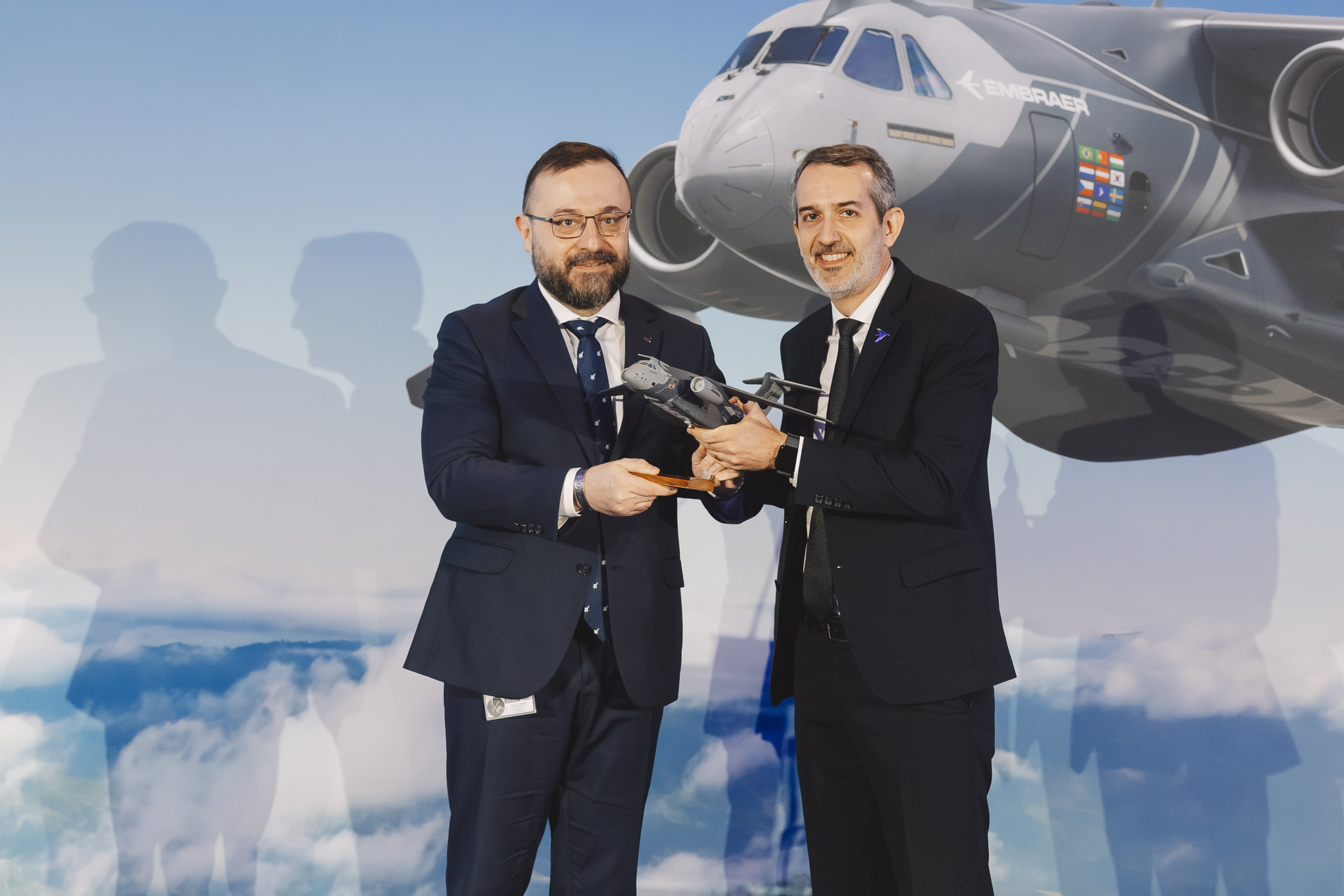 Embraer-introduces-the-KC-390-Millennium-to-WZL-2-as-companies-advance-MRO-cooperation-in-Poland-1.jpg