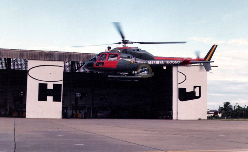 UH-13 antigo hangar HU-1_01