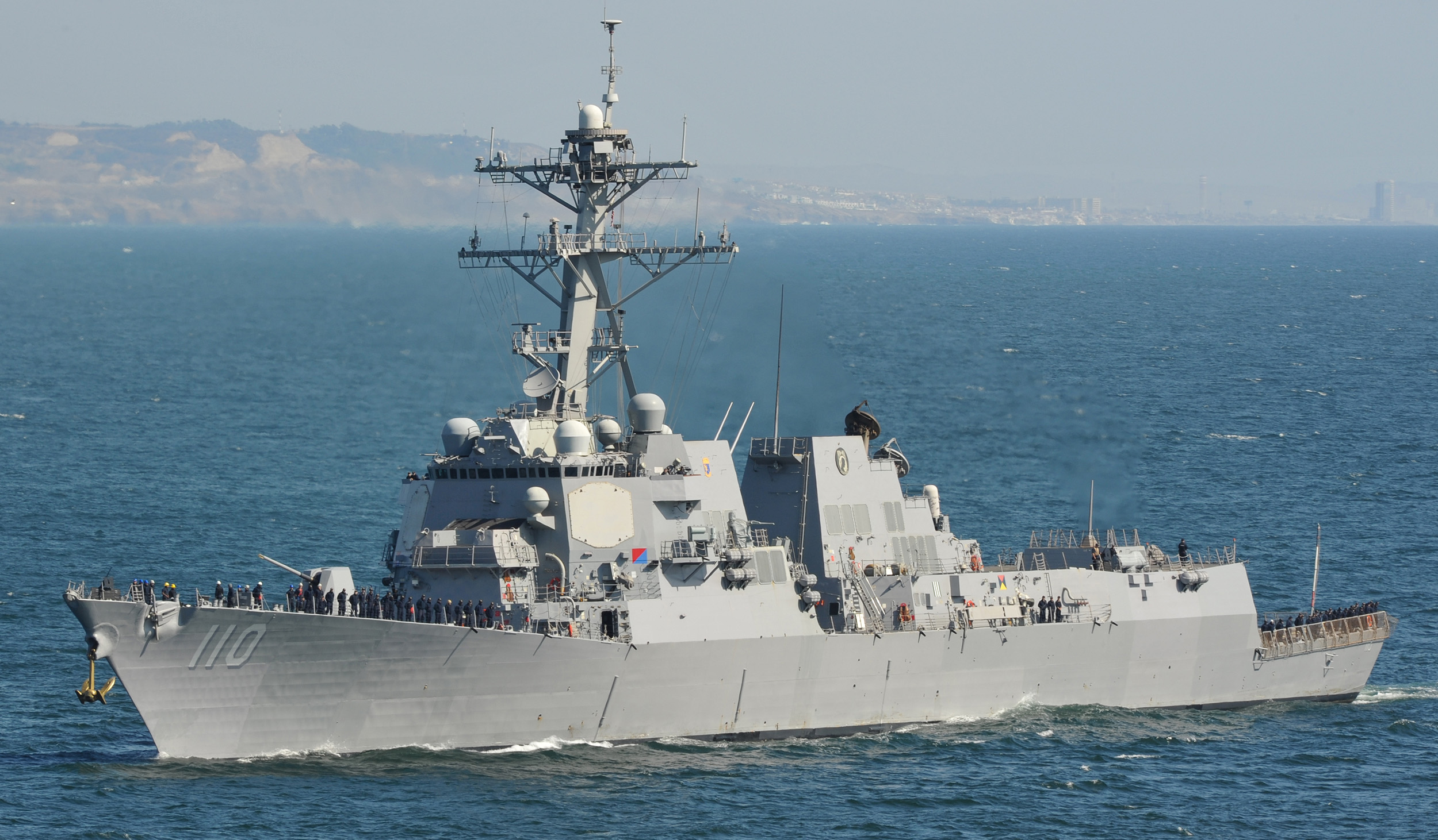 150504-N-OI810-121 PACIFIC OCEAN (May 4, 2015) – The guided-missile destroyer USS William P. Lawrence (DDG 110) steams toward San Diego Harbor. (U.S. Navy photo by Mass Communication Specialist 3rd Class Nathan Burke/Released)